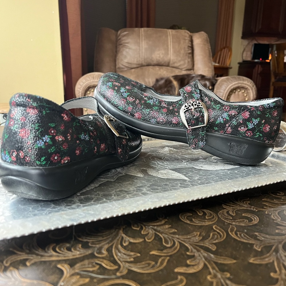 Alegria Mary Jane Black Floral Clogs